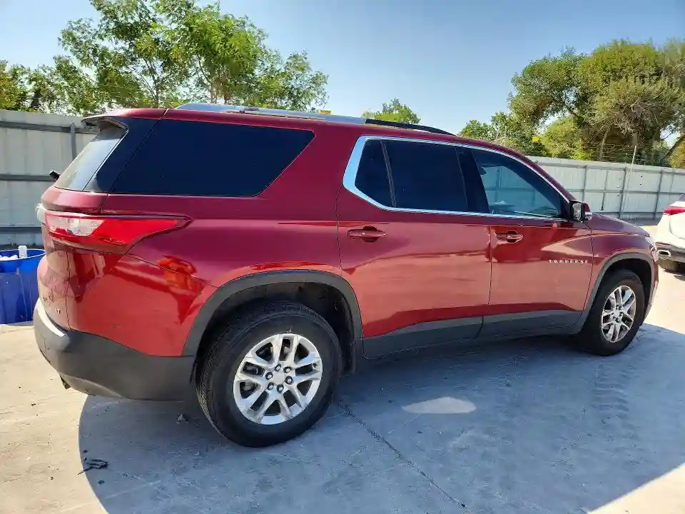 1GNERGKW4JJ274701 2018 CHEVROLET TRAVERSE-2