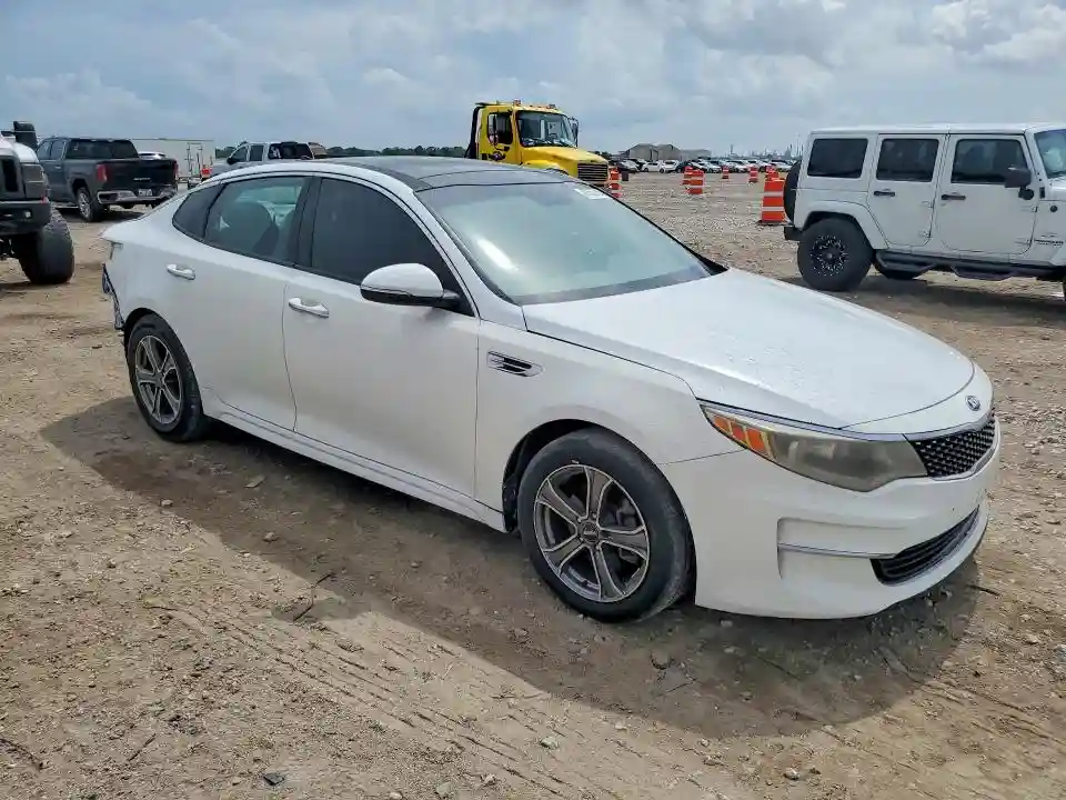 5XXGU4L35GG083059 2016 KIA OPTIMA-3