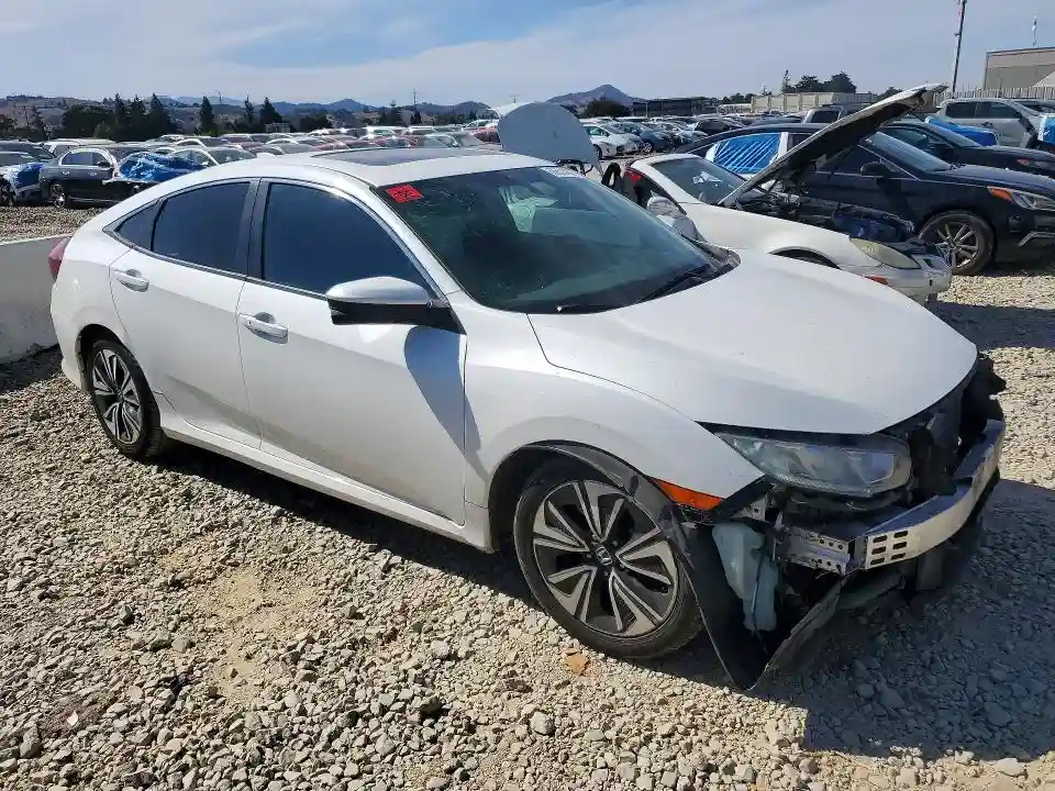 2HGFC1F37GH631585 2016 HONDA CIVIC-3