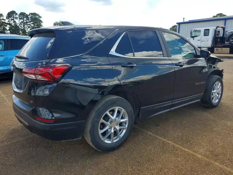 3GNAXKEV1NL102070 2022 CHEVROLET EQUINOX-2