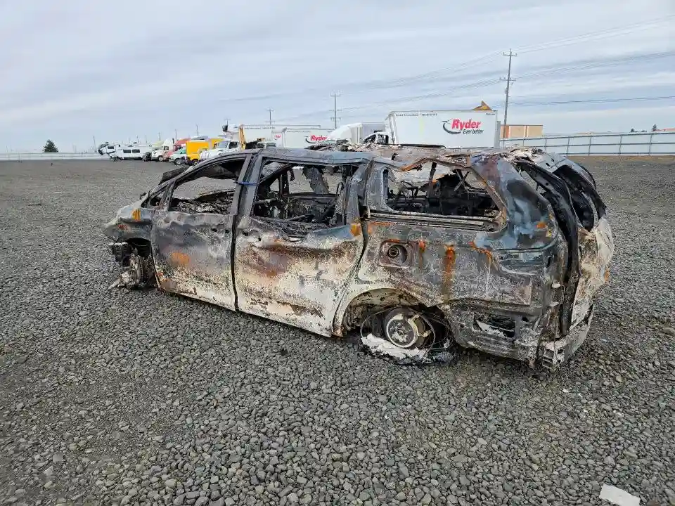 5TDDZ3DC1LS241998 2020 TOYOTA SIENNA-1