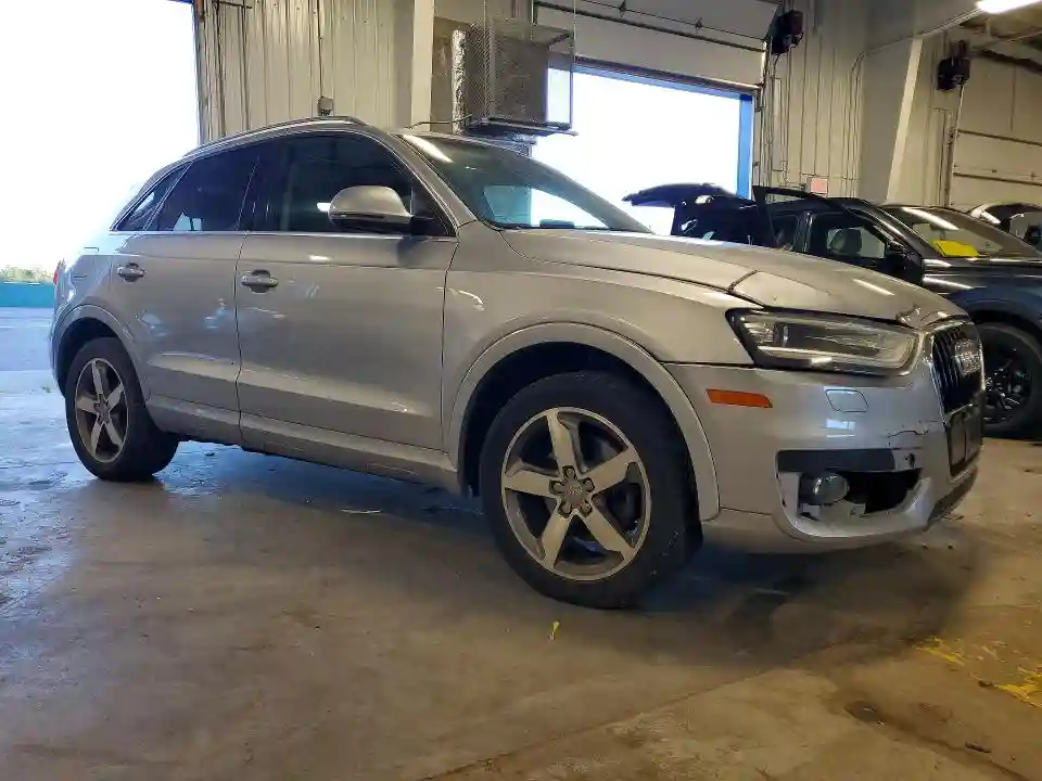 WA1BFCFS1FR000217 2015 AUDI Q3-3