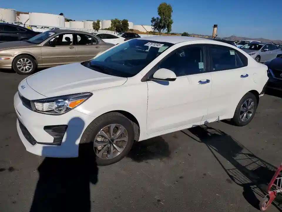 3KPA24AD0NE458112 2022 KIA RIO-0