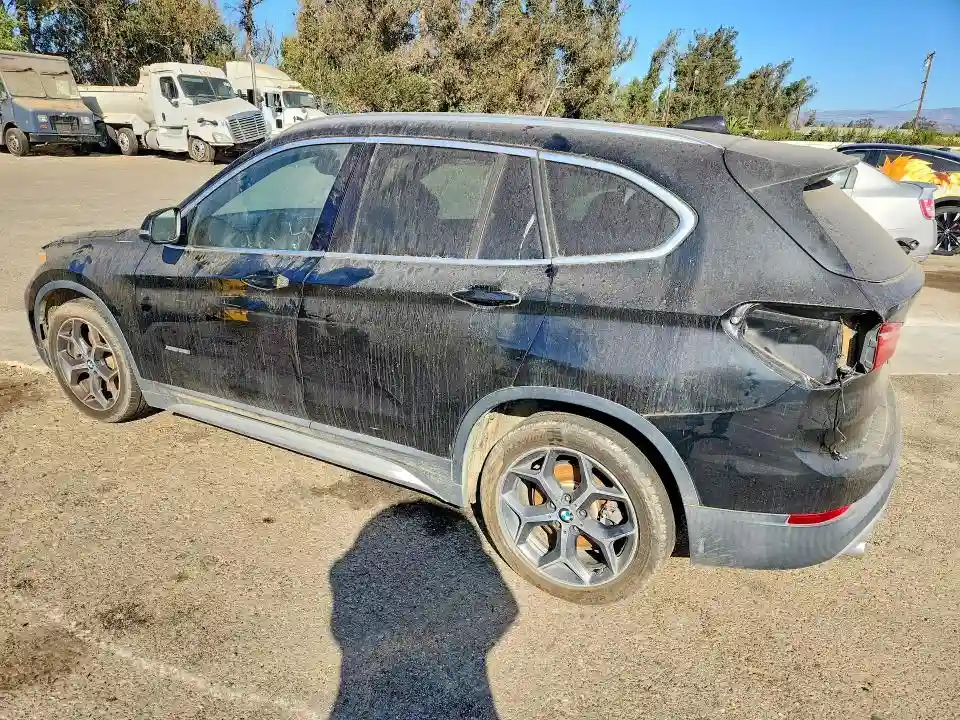 WBXHT3C38G5E47406 2016 BMW X1-1