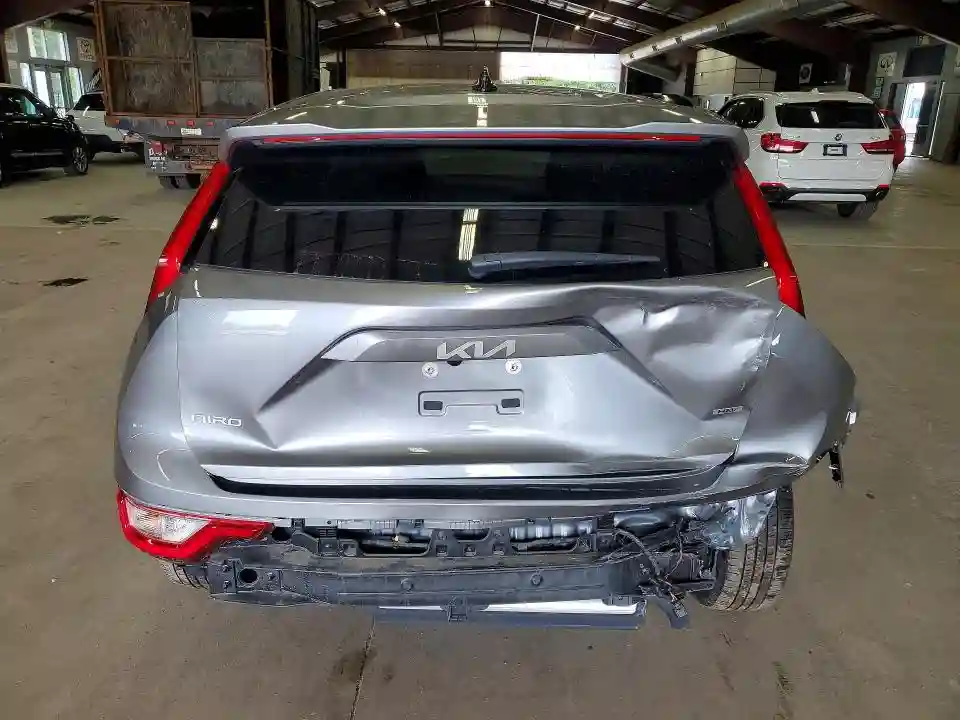 KNDCP3LE4T5323041 2026 KIA NIRO-5