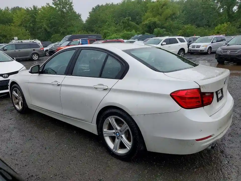 WBA3B5C51FF959938 2015 BMW 3 SERIES-1