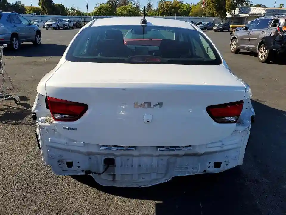 3KPA24AD0NE458112 2022 KIA RIO-5