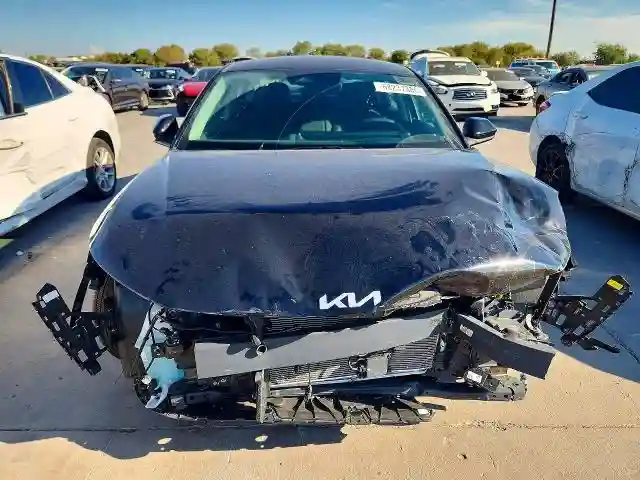 3KPFT4DE2SE242667 2025 KIA K4 LXS-4