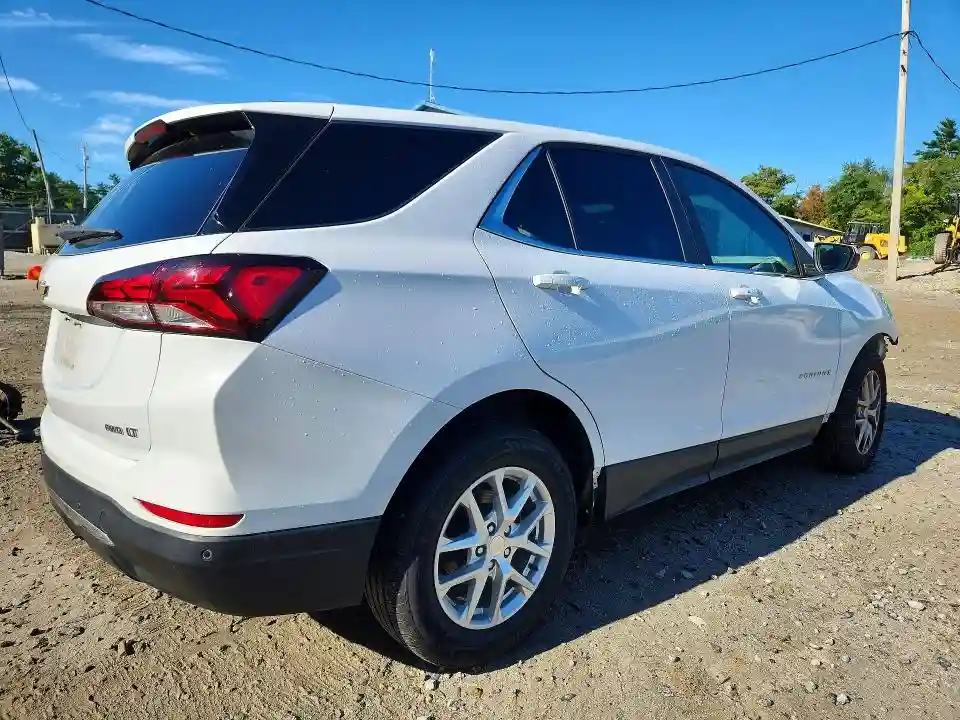 3GNAXUEV5NL264201 2022 CHEVROLET EQUINOX-2