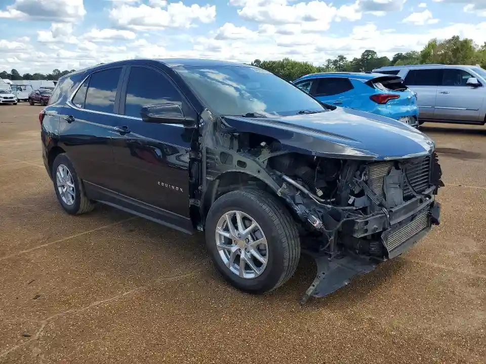 3GNAXKEV1NL102070 2022 CHEVROLET EQUINOX-3