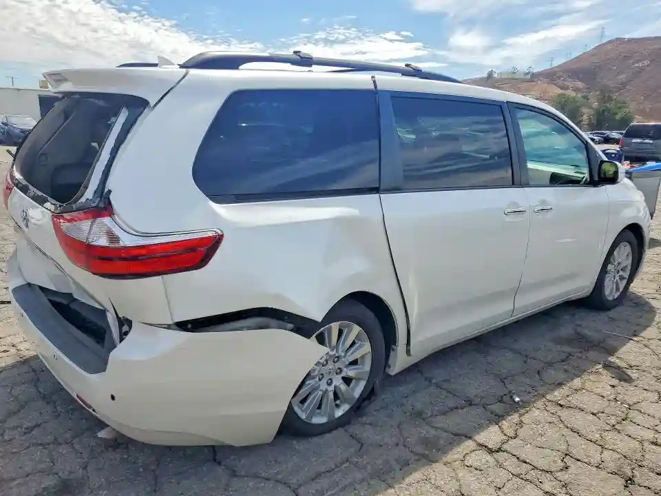 5TDDK3DC4FS103767 2015 TOYOTA SIENNA-2