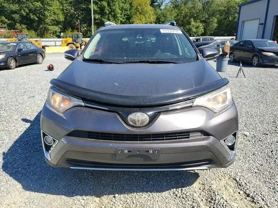 2T3WFREV3JW470800 2018 TOYOTA RAV4-4