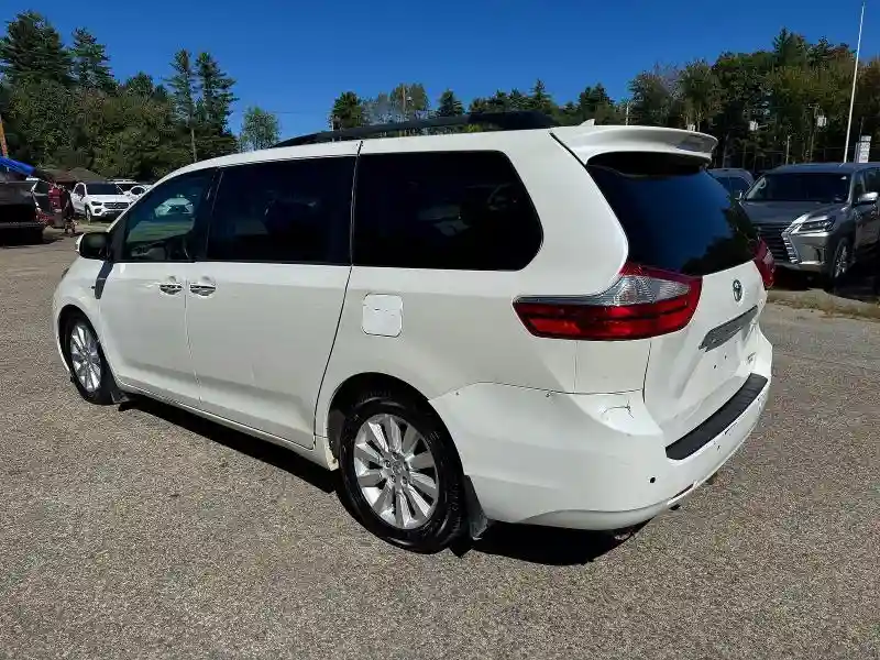 5TDDK3DC3GS132131 2016 TOYOTA SIENNA-2