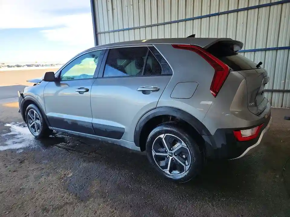 KNDCP3LE1T5341772 2026 KIA NIRO-1