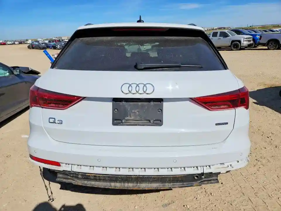 WA1EECF30N1024871 2022 AUDI Q3-5