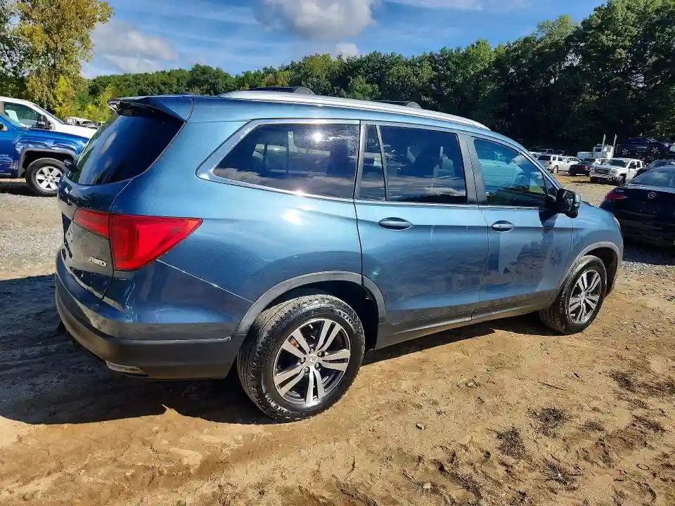 5FNYF6H57HB086702 2017 HONDA PILOT-2