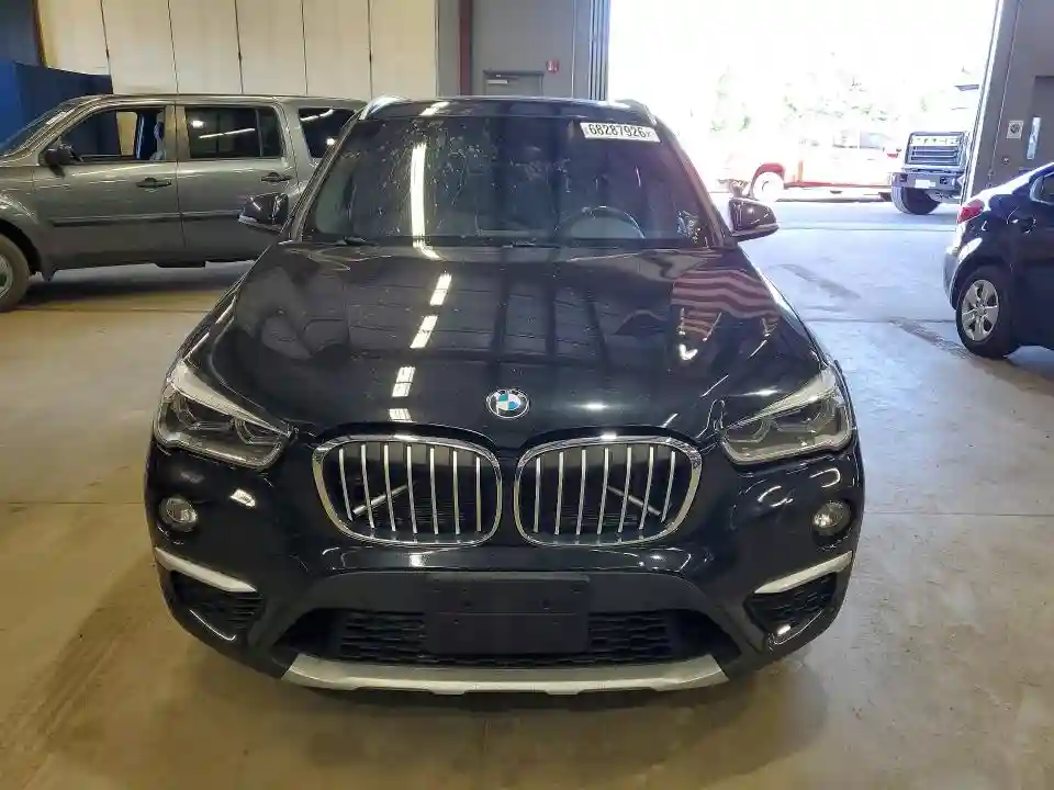 WBXHT3C39H5F67765 2017 BMW X1-4