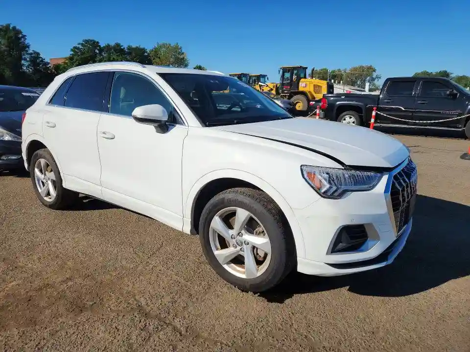 WA1BECF3XL1007480 2020 AUDI Q3-3