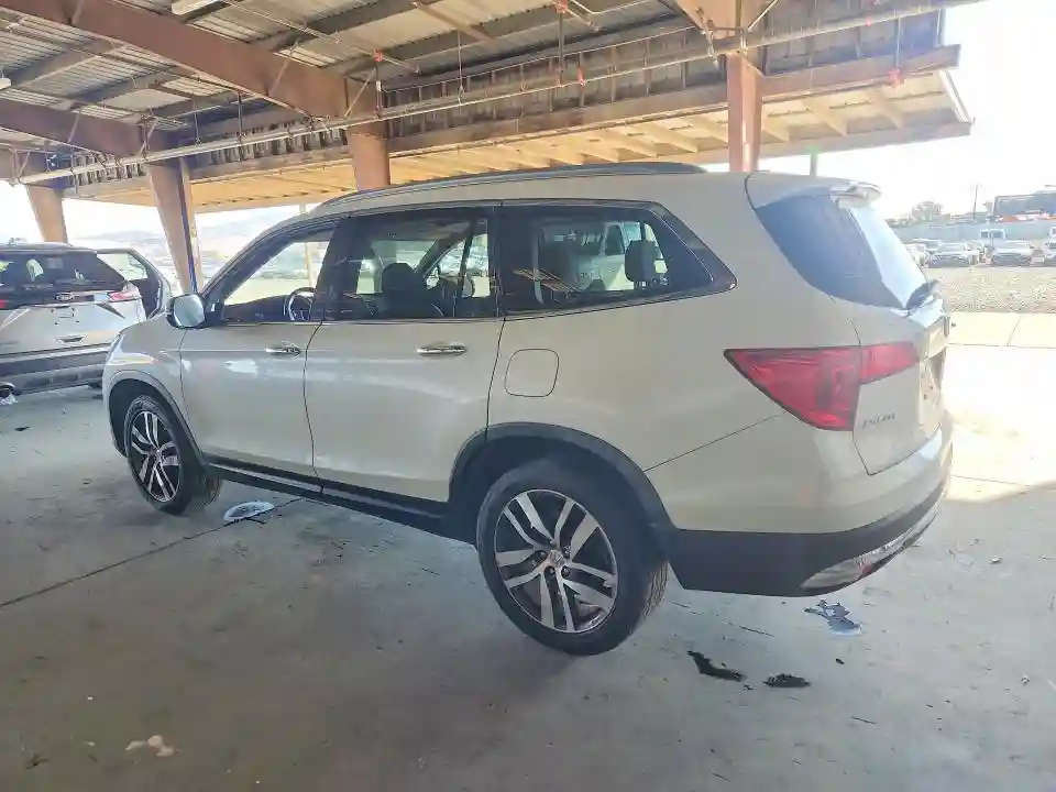 5FNYF6H94HB003262 2017 HONDA PILOT-1