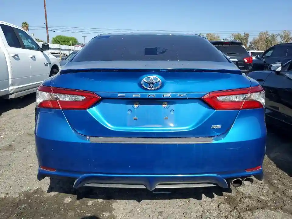 4T1B11HK0JU109260 2018 TOYOTA CAMRY-5