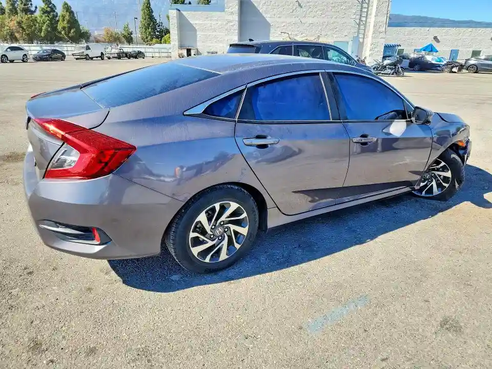 2HGFC2F76GH539960 2016 HONDA CIVIC-2