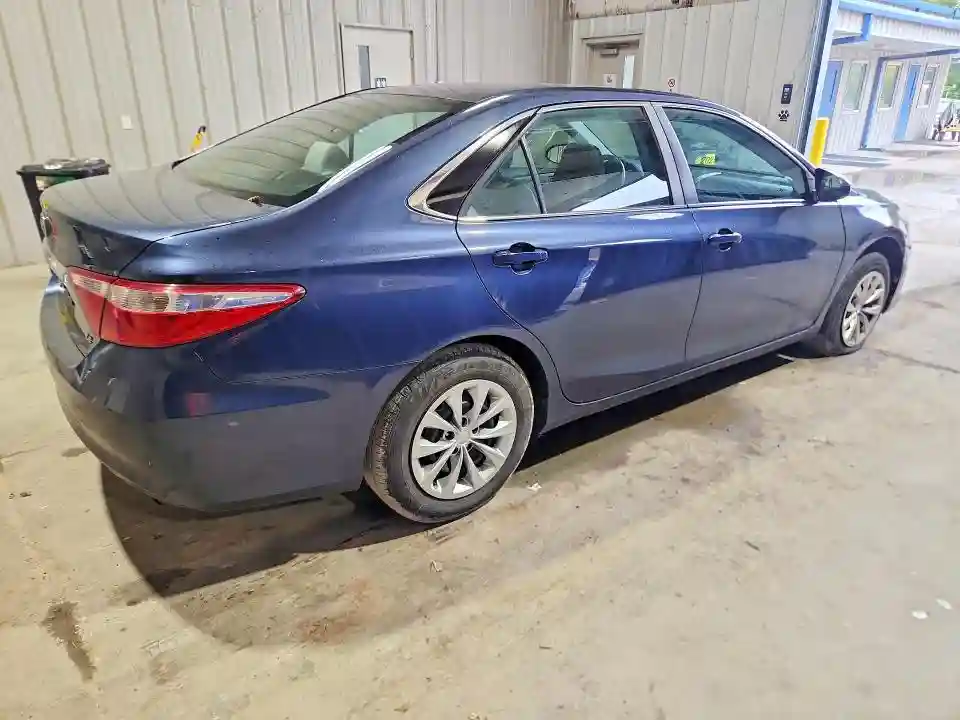4T1BF1FK2GU603231 2016 TOYOTA CAMRY-2