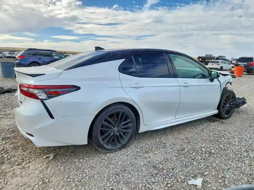 4T1K61AK5MU444532 2021 TOYOTA CAMRY-2