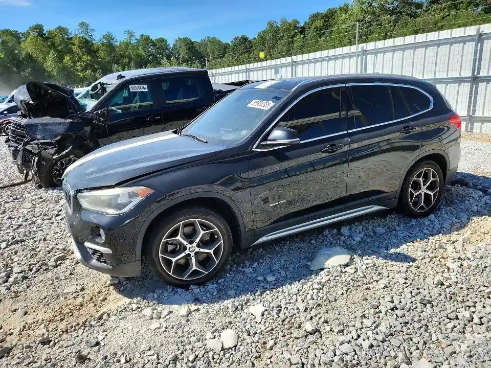 WBXHT3Z37G4A49648 2016 BMW X1-0