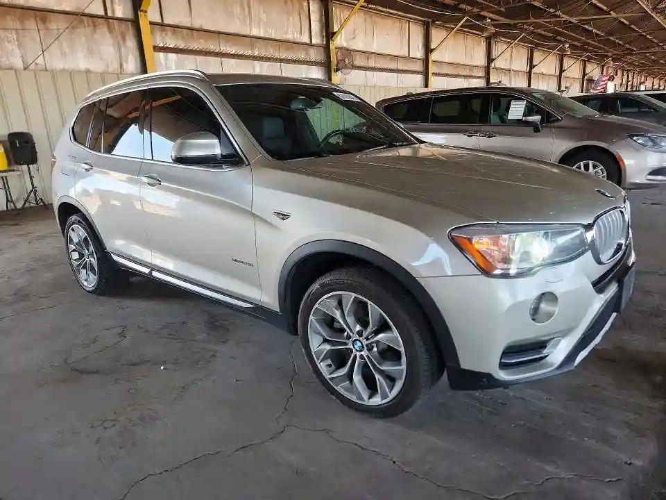 5UXWX9C50H0T05610 2017 BMW X3-3
