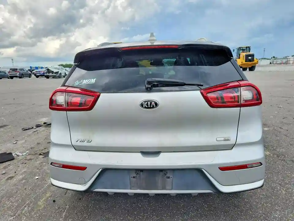 KNDCB3LC7H5074674 2017 KIA NIRO-5