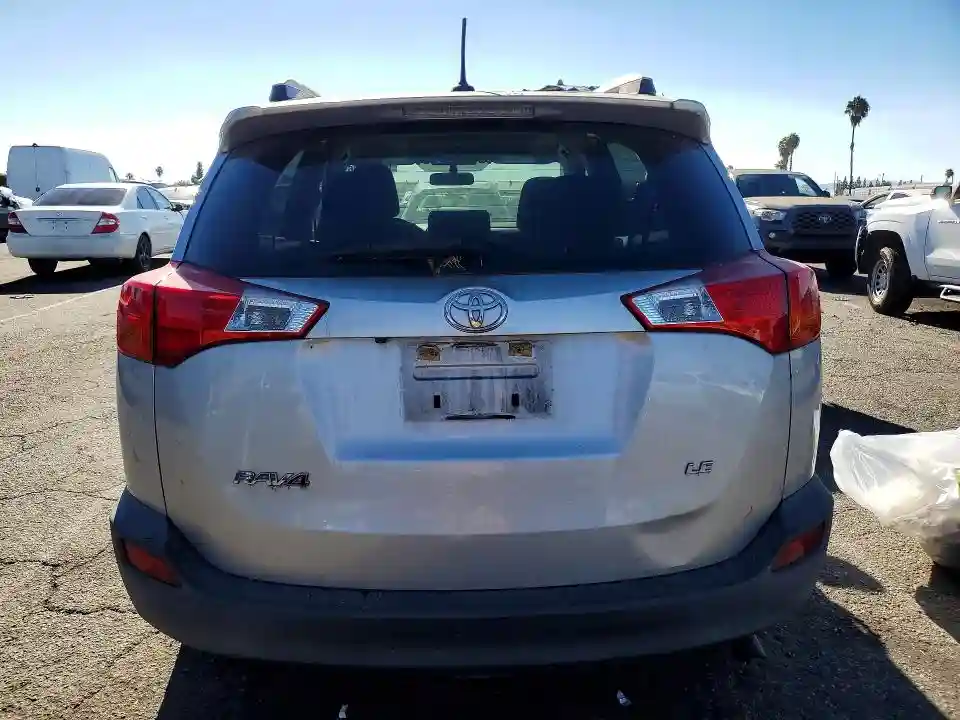 JTMZFREV8FJ025603 2015 TOYOTA RAV4-5