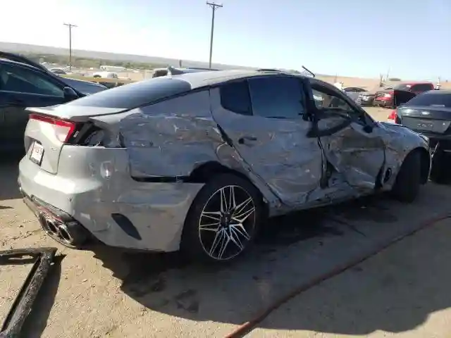 KNAE55LC9P6134052 2023 KIA STINGER-2