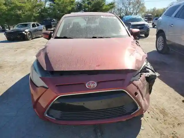 3MYDLBZV8GY123033 2016 TOYOTA SCION-4