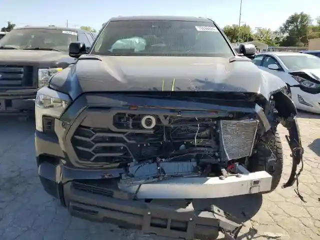 7SVAAABA1RX023469 2024 TOYOTA SEQUOIA-4
