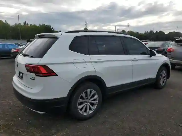 3VV0B7AX6JM111232 2018 VOLKSWAGEN TIGUAN-2