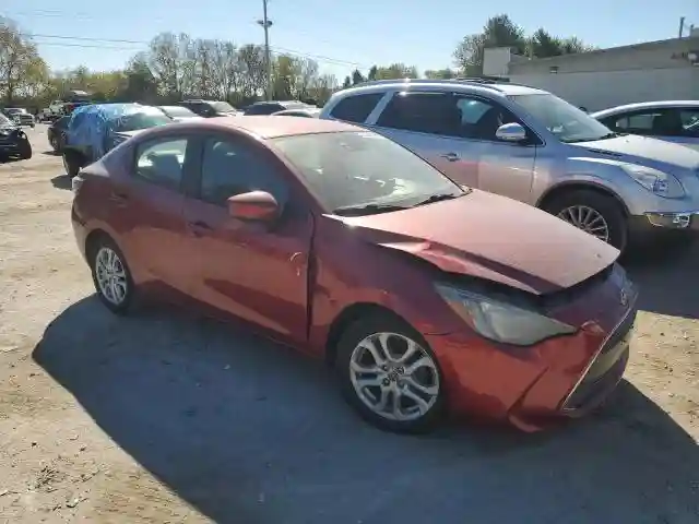 3MYDLBZV8GY123033 2016 TOYOTA SCION-3