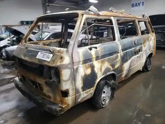 WV2ZB025XDH102750 1983 VOLKSWAGEN MINIVAN-0