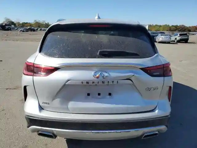 3PCAJ5M37KF136651 2019 INFINITI QX50-5