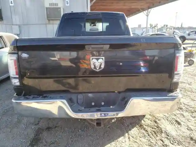 1C6RR6TT2KS562017 2019 RAM 1500-5