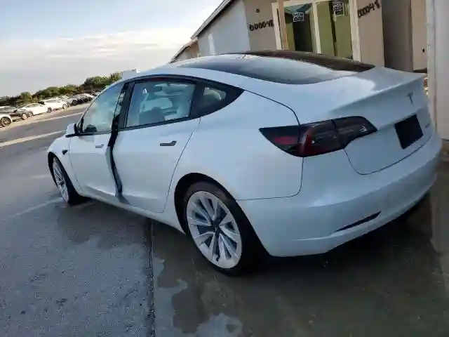 5YJ3E1EBXNF181454 2022 TESLA MODEL 3-1