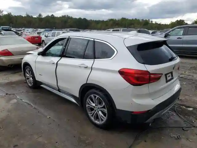 WBXHT3C35H5F68041 2017 BMW X1-1