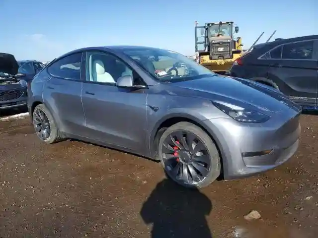 7SAYGDEF7RF128238 2024 TESLA MODEL Y-3