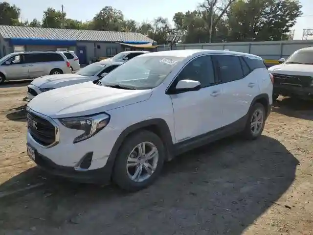 3GKALMEV9JL313502 2018 GMC TERRAIN-0