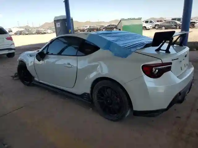JF1ZCAD12J9600920 2018 SUBARU BRZ-1