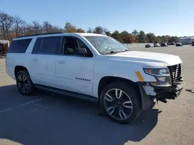 1GNSKHKC9KR360687 2019 CHEVROLET SUBURBAN-3