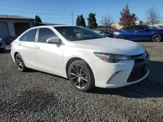 4T1BF1FKXGU140335 2016 TOYOTA CAMRY-3