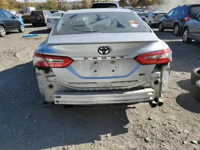 4T1B11HK0JU644069 2018 TOYOTA CAMRY-5