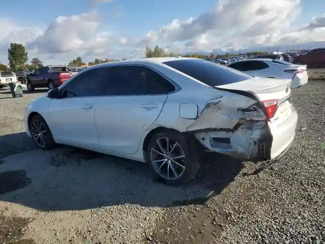 4T1BF1FKXGU140335 2016 TOYOTA CAMRY-1