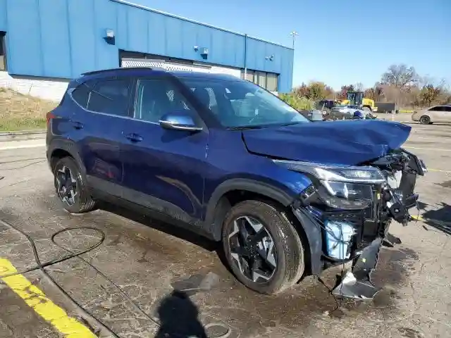 KNDERCAA0S7794819 2025 KIA SELTOS-3