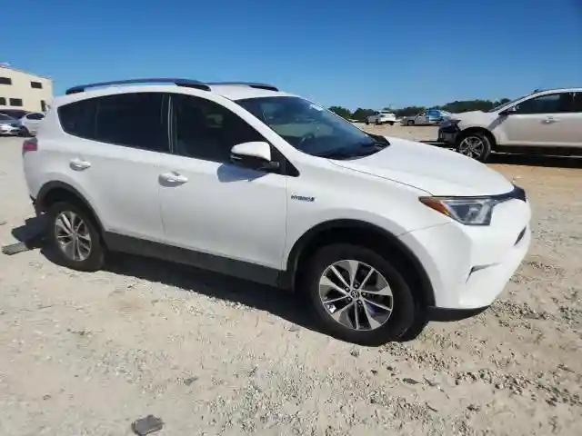 JTMRJREV4JD210060 2018 TOYOTA RAV4-3